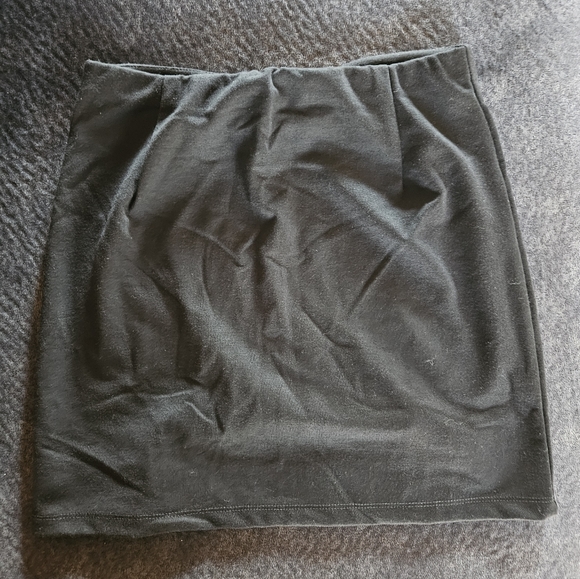 Mini Skirt - Picture 3 of 3